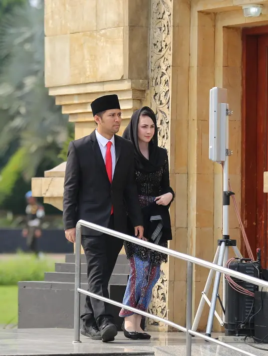 Arumi Bachsin dan Emil Dardak