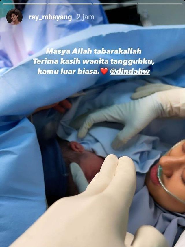 6 Momen Lahiran Anak Pertama Dinda Hauw, Dikaruniai Bayi Laki-laki