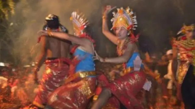5 Kesenian Indonesia Berunsur Mistik