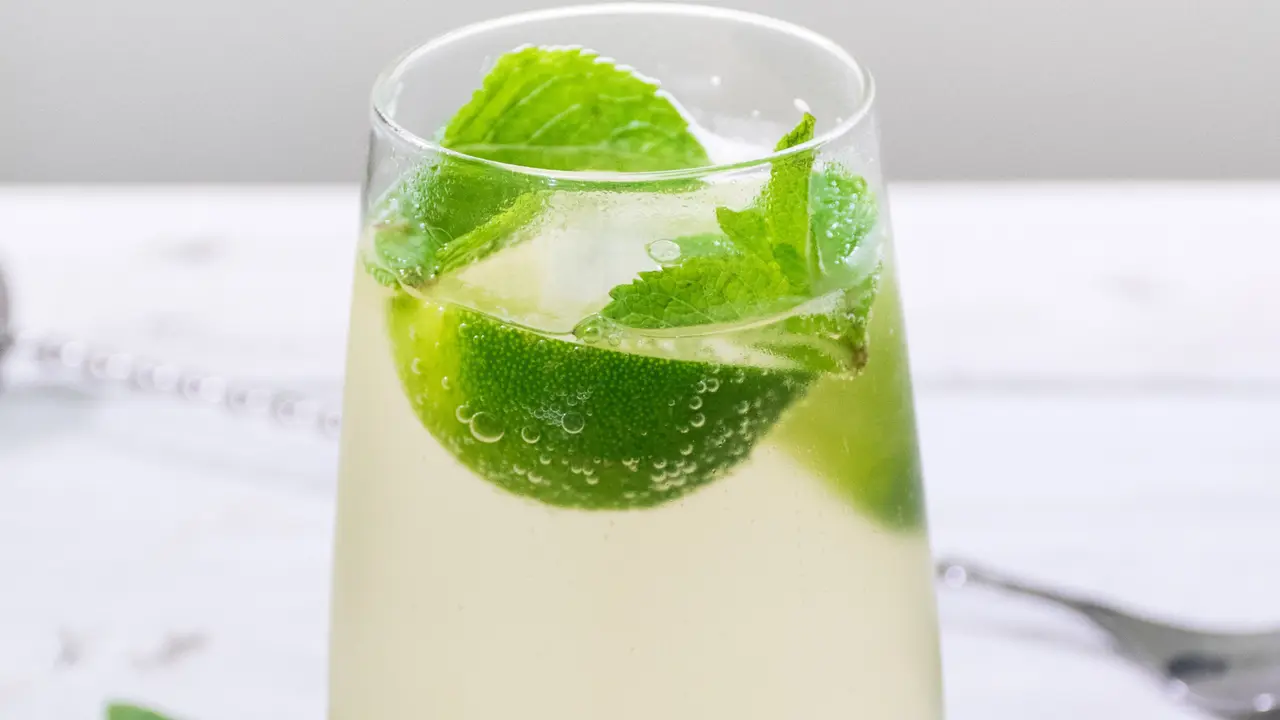 Sering Mengonsumsi Minuman Bersoda