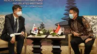 Menteri Kesehatan RI Budi Gunadi Sadikin melakukan Bilateral Meeting dengan Korea Selatan dalam rangkaian acara "15th ASEAN Health Ministers Meeting and Related Meetings" di Hotel Conrad, Nusa Dua Bali pada Minggu, 15 Mei 2022. (Dok Kementerian Kesehatan RI)