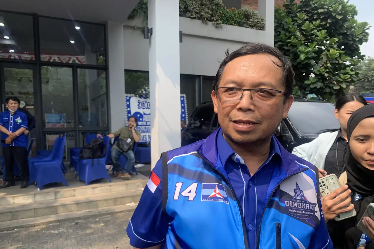 Ketua DPP Partai Demokrat Herman Khaeron mengatakan, konsekuensi dari majunya jadwal pendaftaran capres-cawapres di Pilpres 2024 adalah Partai Demokrat harus secepatnya memutuskan arah koalisi.