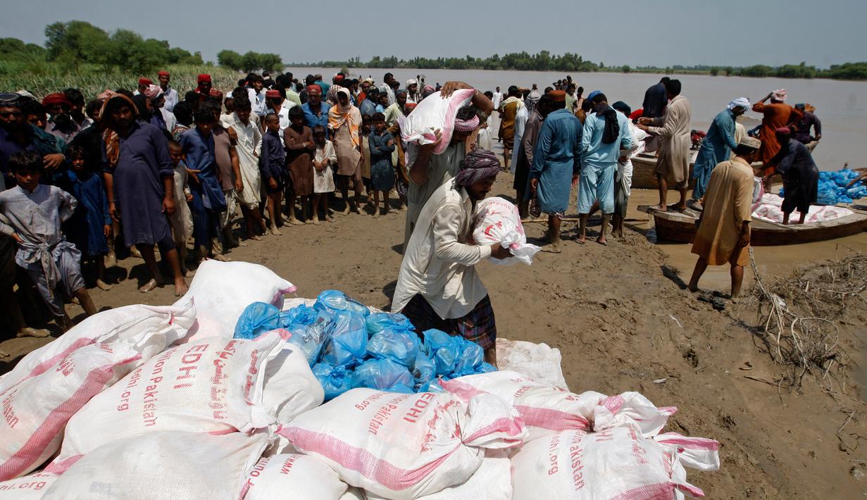 Korban Banjir Pakistan Terancam Kekurangan Air Bersih dan Penyakit