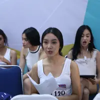 Seleksi 'Miss Celebrity Indonesia' 2016 yang dilangsungkan di Jakarta lebih selektif dari kota-kota sebelumnya. Sebelumnya, SCTV menggelar audisi di 10 kota untuk mencari peserta  yang memiliki bakat akting, presenter dan model. (Nurwahyunan/Bintang.com)