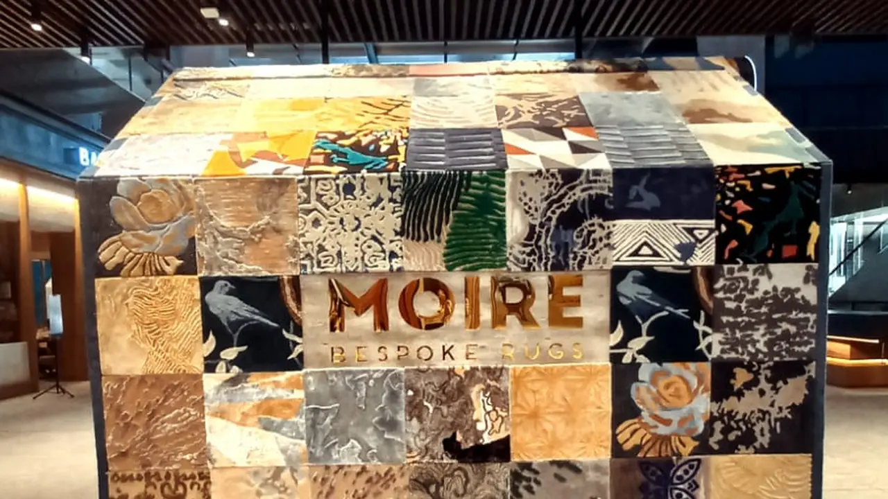 Cara Baru Menikmati Indahnya Karya Seni di Atas Bidang Karpet