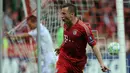 Ivica Olic. Striker ini didatangkan Bayern Munchen dari Hamburger SV pada awal musim 2009/2010. Hanya bertahan 3 musim dengan penampilan sebanyak 80 laga di semua ajang dan mencetak 23 gol. Saat ini menjadi manajer tim CSKA Moscow. (AFP/Christof Stache)