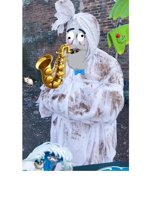 7 Editan Foto Netizen Lagi Cosplay Pocong Ini Bikin Geleng Kepala, Gagal Seram