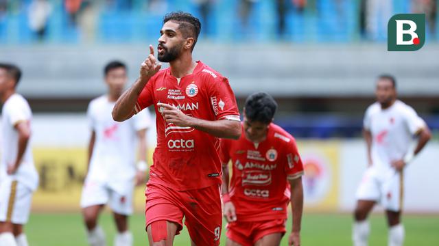 Foto: Aji Kusuma dan Abdulla Yusuf Helal Cetak Brace, Persija Terkam PSM untuk Rebut Puncak Klasemen BRI Liga 1