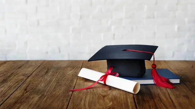 Ilustrasi mimpi, wisuda