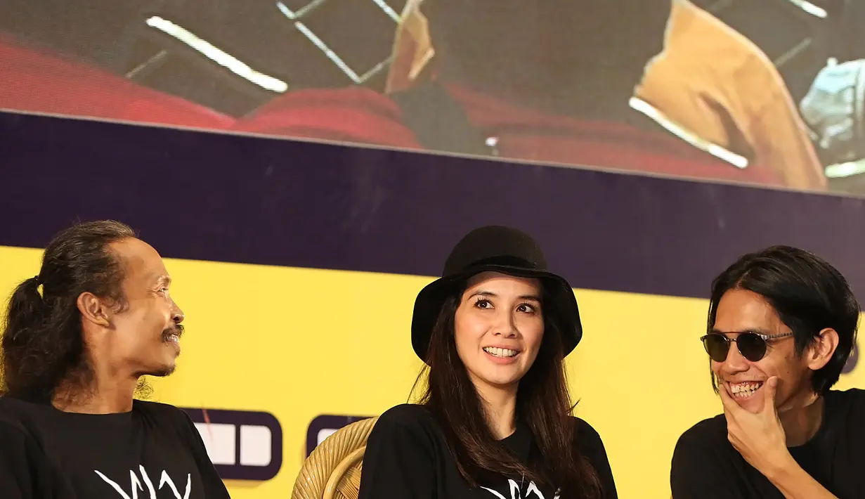 Istri dari Vino G. Bastian ini mengatakan bahwa proses latihan sudah dilakukan sejak bulan Maret bersama dengan Kang Yayan (Ruhiyan) dan timnya.  (Bambang E.Ros/Bintang.com)