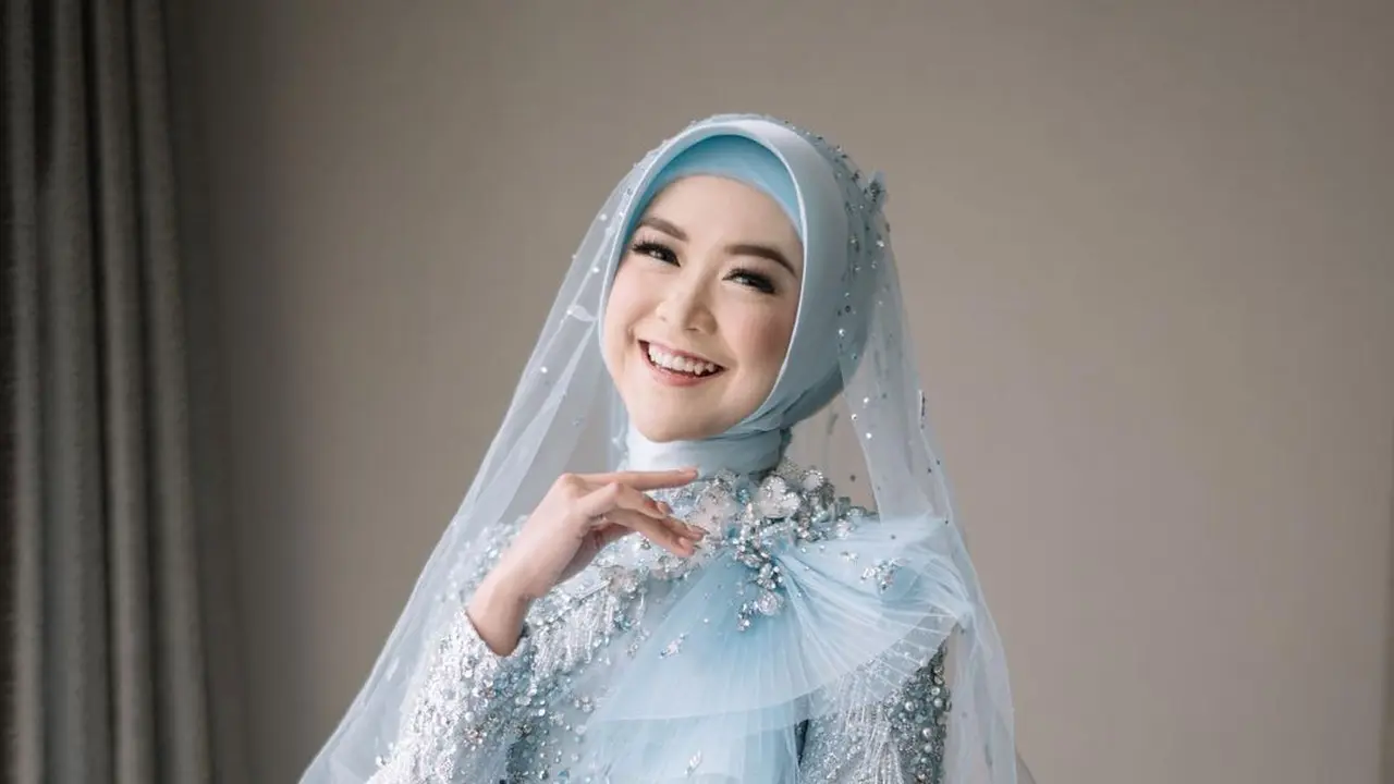 6 Potret Penampilan Ria Ricis dari Lamaran hingga Resepsi Pernikahan, Memesona