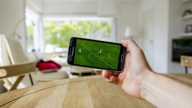 Kiat Jitu Nonton Bola via Streaming Gak Pake Patah-patah