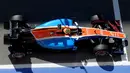 Pebalap Manor Racing asal Indonesia, Ro Haryanto, berada di posisi ke-19 latihan bebas kedua F1 GP Spanyol di Sirkuit Catalunya, Spanyol, Jumat (13/5/2016). (AFP/Josep Lago)