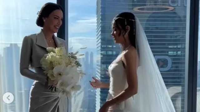 Detail Gaun Pengantin Eva Celia Karya Hian Tjen yang Sudah Dipesan Sejak Tahun Lalu