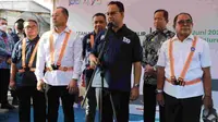 Gubernur DKI Anies Baswedan melakukan pelatakan pipa air PAM pertama di kawasan Kamal Muara, Jakarta Utara. (Ist)