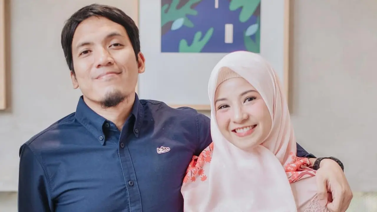 [Bintang] Natasha Rizki dan Desta