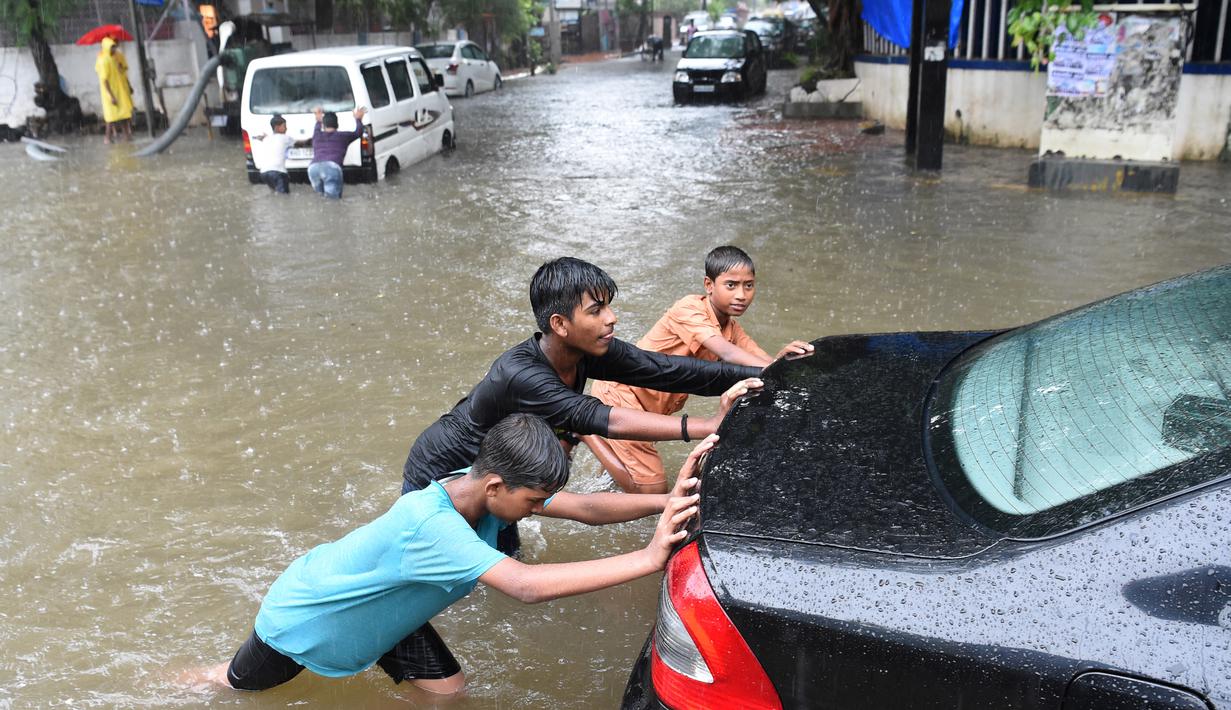 Foto Banjir Landa Kota Mumbai Usai Hujan Deras Global Liputan6com