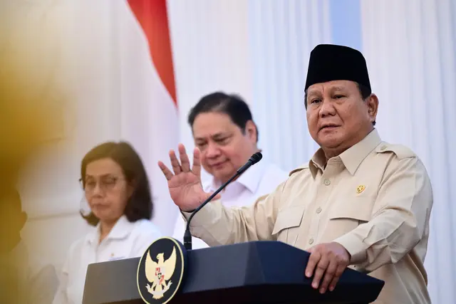 Prabowo Panggil Jajaran Menteri ke Istana Bahas Sekolah Rakyat, Kapan di-Launching?