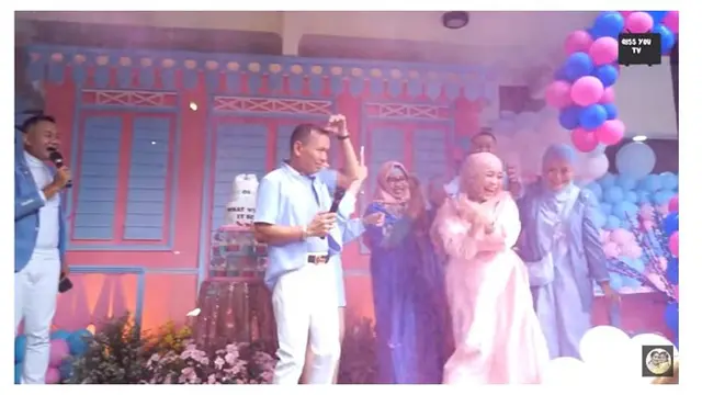 10 Momen Gender Reveal Kehamilan Syifa Adik Ayu Ting Ting, Meriah Banget