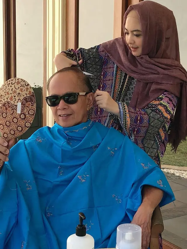 Ingrid Kansil dan suami yang selalu mesra