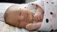Entah terjadi di wilayah mana, undangan syukuran kelahiran bayi ini langsung bikin geger. Namanya mirip bintang porno Jepang!