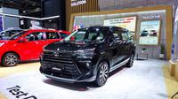Toyota Avanza dipajang sebagai salah satu model andalan Toyota di ajang otomotif Gaikindo Jakarta Auto Week 2022. (Otosia.com/Arendra Pranayaditya)