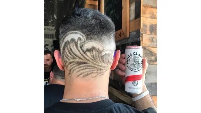 7 Gaya Rambut Tak Biasa Ini Nyeleneh Banget, Curi Perhatian
