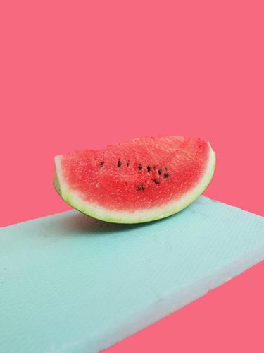 ilustrasi buah semangka/unsplash