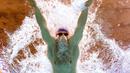 Perenang Inggris Raya, Adam Peaty, berlomba di final 100m gaya dada putra Kejuaraan Dunia Akuatik 2015 di Kazan, Rusia. (3/8/2015). (AFP Photo/Francois Xavier Marit)
