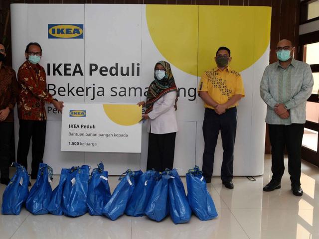 Ikea Beri 1 500 Paket Bantuan Untuk Warga Terdampak Covid 19 Bisnis Liputan6 Com