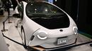 Mobil konsep Toyota LQ dipamerkan dalam Tokyo Motor Show di Tokyo, Jepang, Jumat (25/10/2019). (TRIBALLEAU CHARLY/AFP)