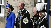 Menghadiri upacara penobatan Raja Charles III dan Ratu Camilla di Skotlandia, Rabu, 5 Juli 2023. Kate Middleton tidak mengenakan jubah seremonial, ia justru tampil mengenakan mengenakan coatdress biru tebal dari salah satu desainer pilihannya, Catherine Walker. Potongan mode itu dipasangkan dengan topi serasi dari Philip Treacy. @princeandprincessofwales