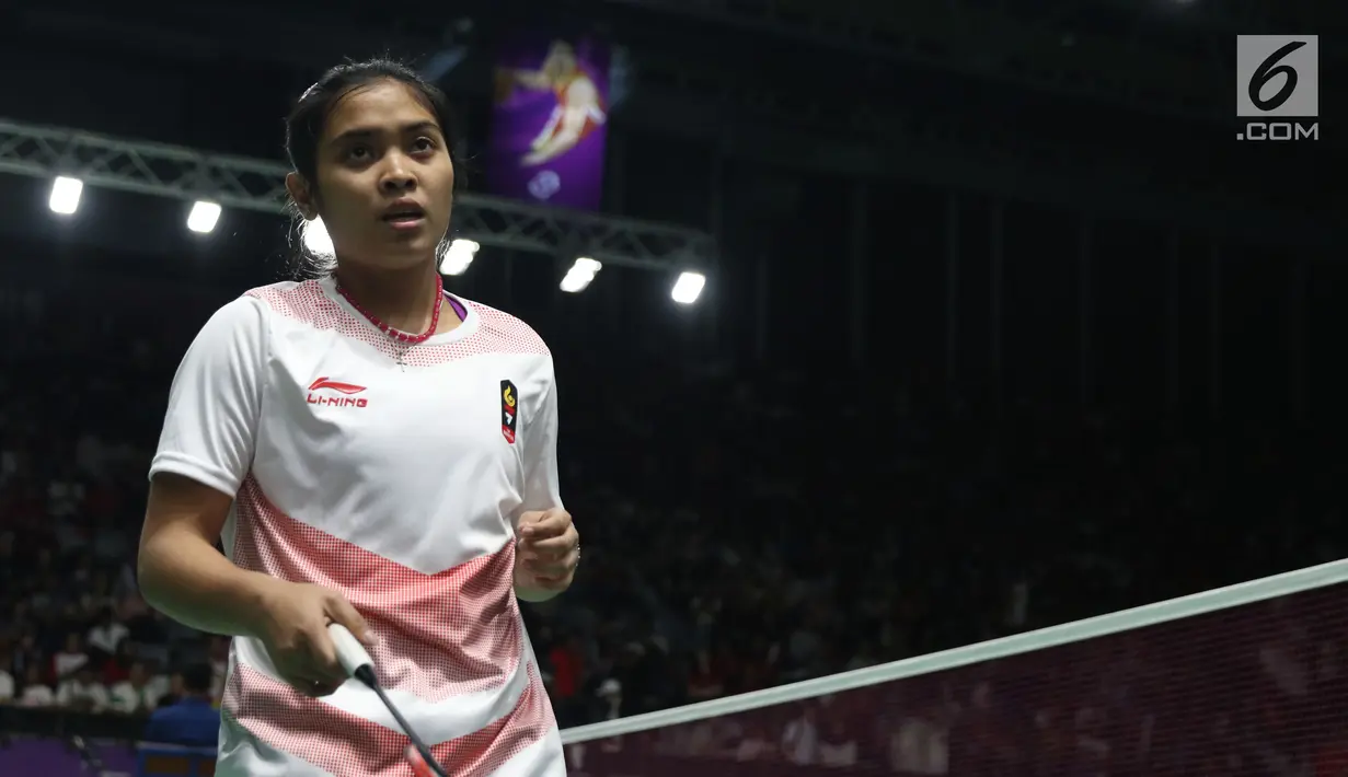 Tunggal putri Indonesia, Gregoria Mariska Tunjung saat melawan pemain India, Pusarla V Sindhu di babak 16 besar Bulutangkis Tunggal Putri Asian Games 2018 di Istora Kompleks GBK, Jakarta, Sabtu (25/8). (Liputan6.com/Helmi Fithriansyah)
