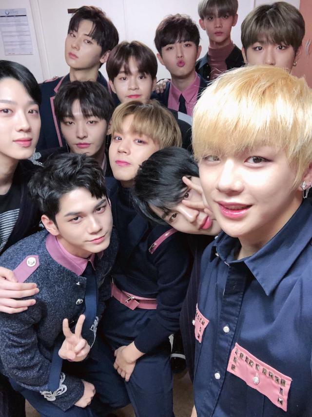 Kontrak Wanna One Diperpanjang Hingga 2019 Showbiz Liputan6 Com