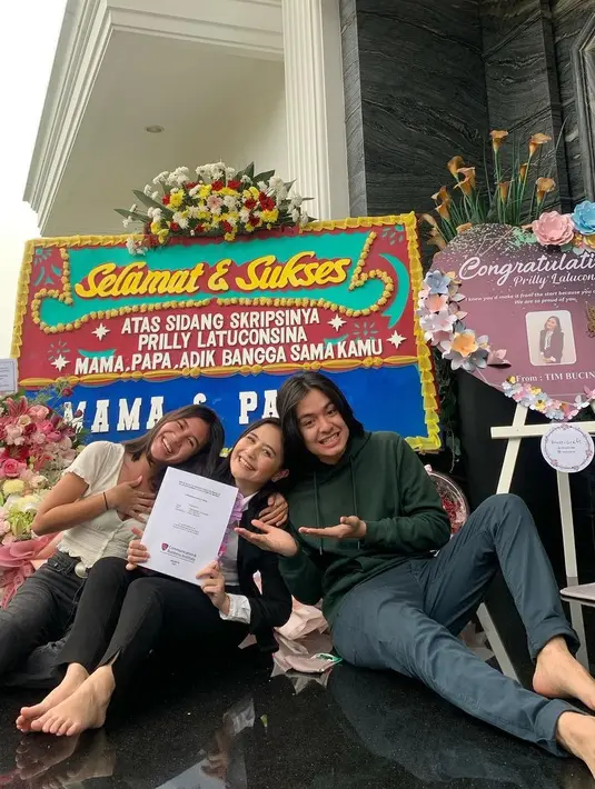 Prilly Latuconsina (Instagram/prillylatuconsina96)