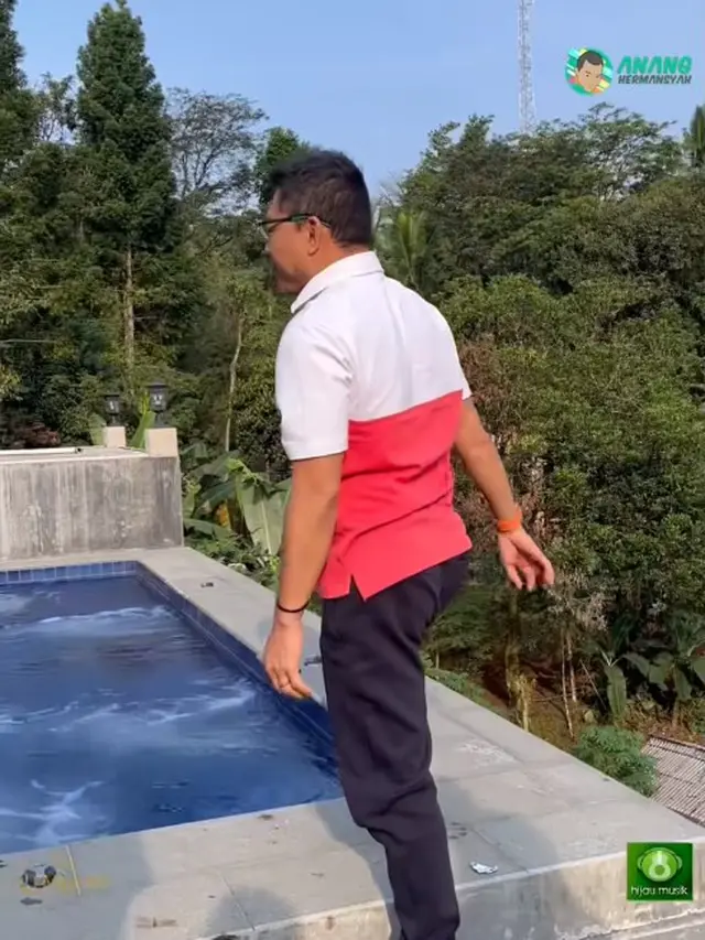 11 Potret Villa Ahmad Dhani di Puncak, Berkonsep Jawa Klasik Modern
