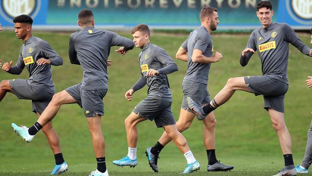 Intip Pemain Inter Milan Latihan Jelang Lawan Dortmund