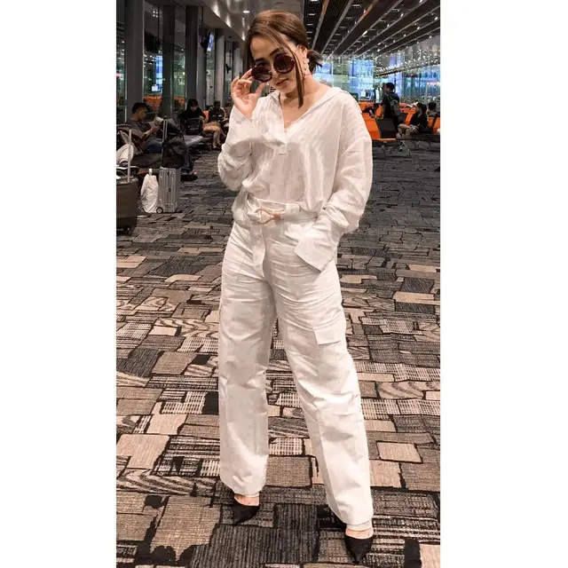 6 Potret Gaya Kasual PJ 7icons, Tampil Menawan dan Stylish. (Sumber: instagram/pj7icons.official)