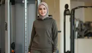 Jaket Hoodie dan Celana Kulot (Liputan6.com/MetaAi)