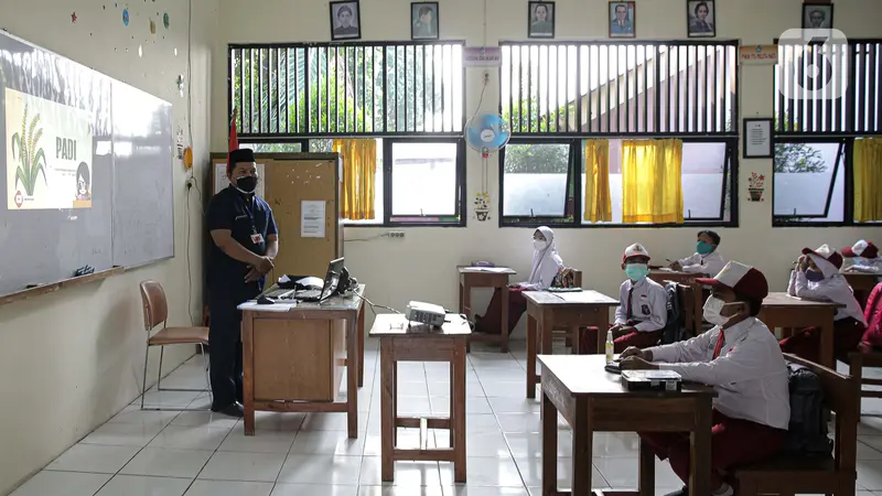 Uji Coba Pembelajaran Tatap Muka Terbatas di Jakarta