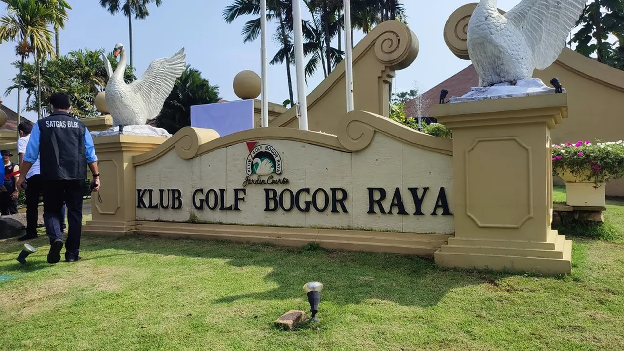 Kuasa Hukum Bogor Raya Development, Leonard Arpan Aritonang, menegaskan kepemilikan Bogor Raya Development sudah berpindah tangan ke pemilik lain secara sah (Liputan6.com/Achmad Sudarno)