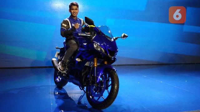 New Yamaha R25 di Mata Pembalap Indonesia Galang Hendra 