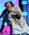 Justin Bieber, penyayi berusia 22 tahun ini baru saja menggelar konsernya di London dan kabarnya ia rela mengeluarkan uang $100 Juta untuk menyewa rumah selama dirinya berada di sana. (AFP/Bintang.com)