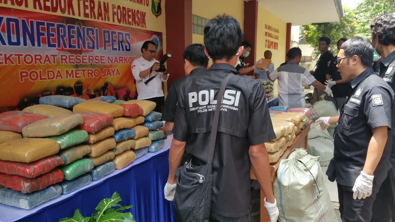 Polisi menggagalkan penyelundupan ganja