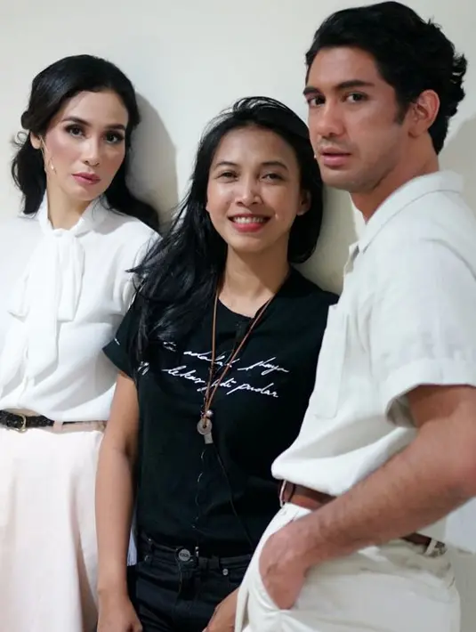 Bahkan wanita asal Lampung ini pernah bekerjasama dengan Reza Rahdian dan Marsha Timothy. (Foto: instagram.com/ruthmarini18)