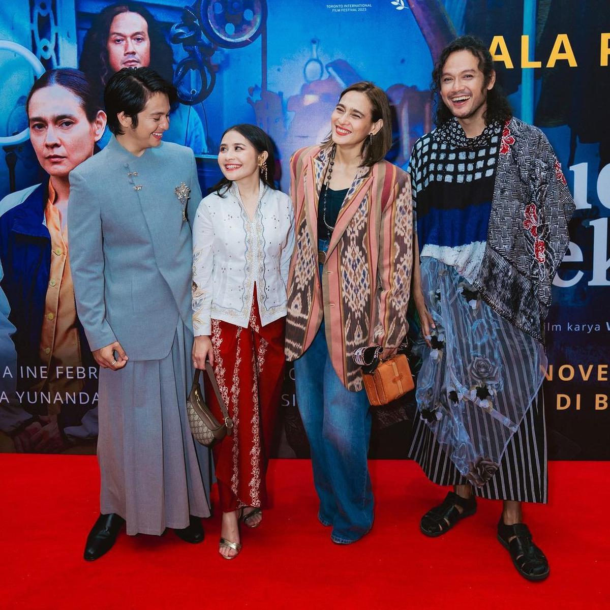 Syujetli porno va rus tiliga tarjimasini onlayn tomosha qiling