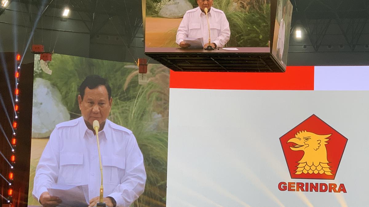 6 Pernyataan Prabowo di Rapimnas Gerindra, Singgung Pilkada, Omon-Omon, hingga Salam dari Megawati Berita Viral Hari Ini Rabu 18 September 2024