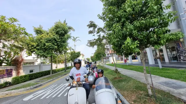 Jalan-jalan di Singapura dengan cara berbeda. Salah satunya memakai sidecars. Dengan Singapore Sidecars dapat menjelajahi sejumlah daerah di Singapura. (Foto: Istimewa)