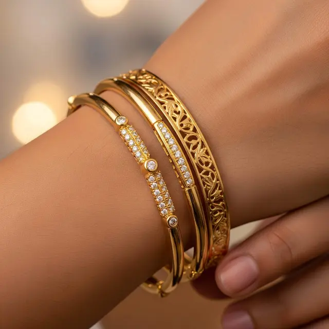 Rekomendasi Gelang Emas 22K Kombinasi Berlian Sintetis