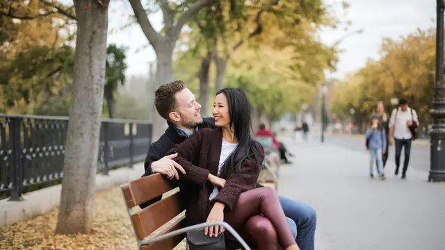 Luangkan Waktu untuk Mendengarkan dengan Penuh Perhatian